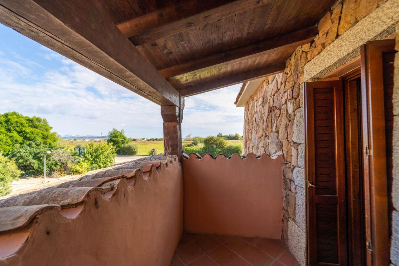 Iss Travel, Pedra Rosa 2 Bedroom Apartments With Private Terrace And Air Conditioning San Teodoro  Extérieur photo